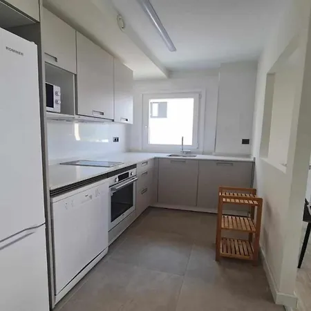 De Bricia 1-a * Posada De Llanes