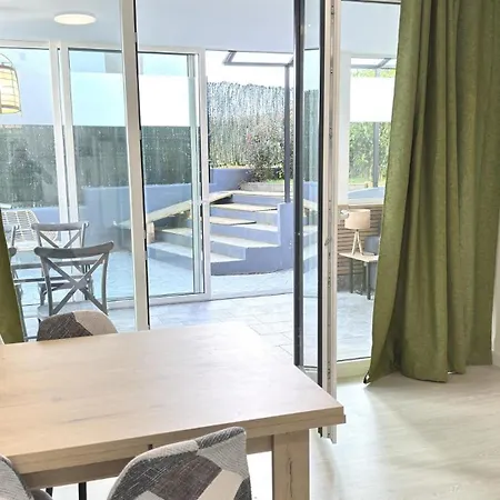 Apartment De Bricia 1a *